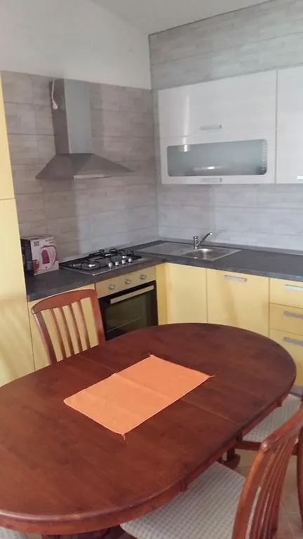 Apartments Ema Vir